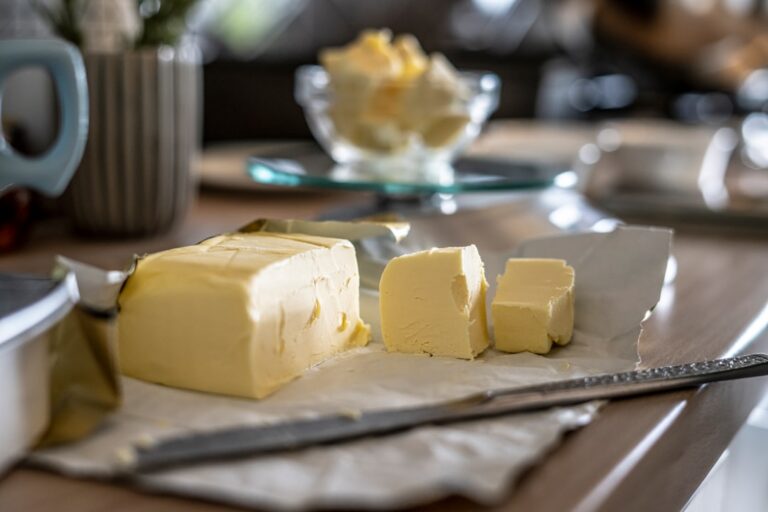 Beyond the Spread: Unpacking Butter and Margarine’s Differences