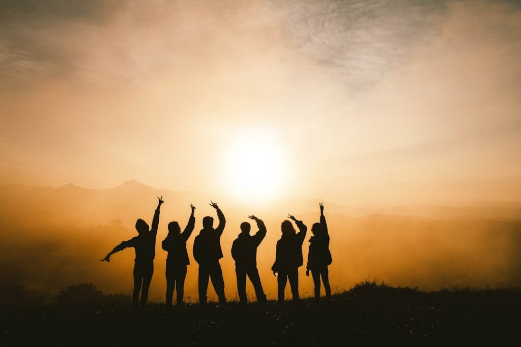 diverse people sunlight — Vitalheros